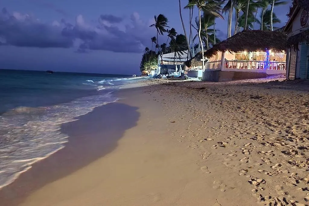 !!!New !!!Charming 2-2 Penthouse 2- 3 Min Walking To Bavaro Beach, El Cortecito- Solo A 2- 3 Min Caminando De La Playa 蓬塔卡纳 多米尼加共和国