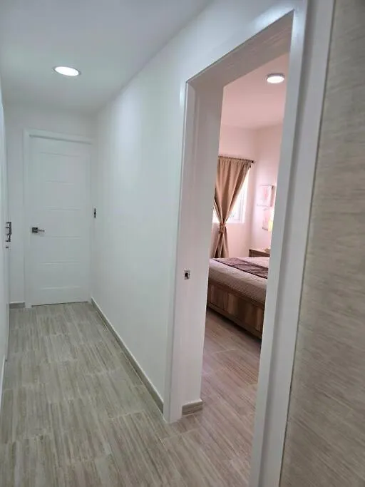 !!!New !!!Charming 2-2 Penthouse 2- 3 Min Walking To Bavaro Beach, El Cortecito- Solo A 2- 3 Min Caminando De La Playa 蓬塔卡纳 公寓
