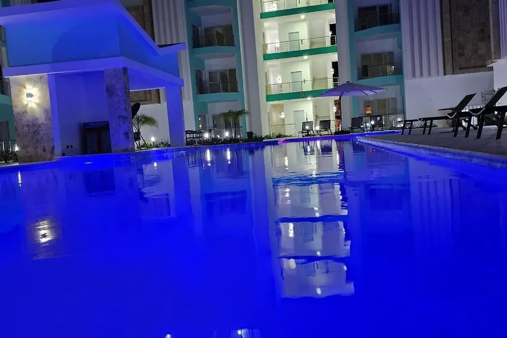 !!!New !!!Charming 2-2 Penthouse 2- 3 Min Walking To Bavaro Beach, El Cortecito- Solo A 2- 3 Min Caminando De La Playa 蓬塔卡纳 0*,